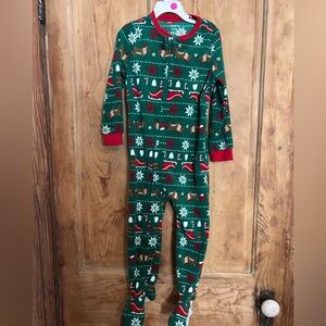 Set of 3 brand new kids toddler pajamas Carter’s free2dream 4T